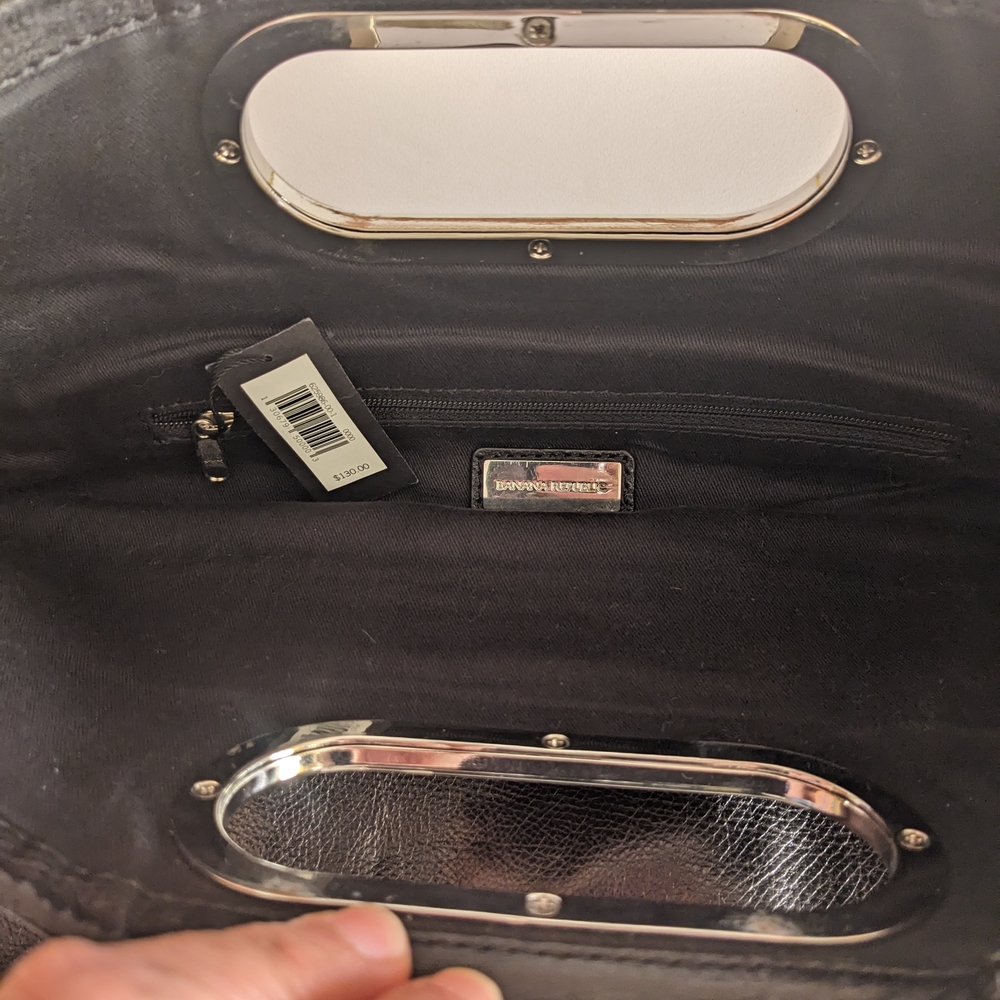 Banana Republic Black Leather Clutch with Silver-Tone Handle. - Picture 5 of 9